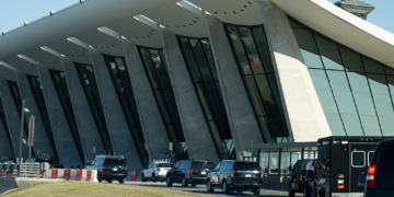 Trump Announces Plans to Turn Dulles Airportinto ‘Something Really Spectacular’