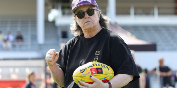 Kellyanne Conway: Lesbian Rosie O’Donnell needs ‘a Hug or a Husband’