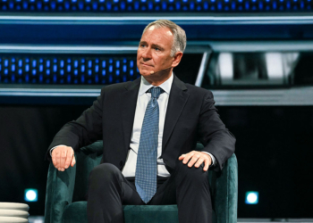 Billionaire’s Chicago Exit Finalized as Florida Move Reshapes His Real Estate Footprint