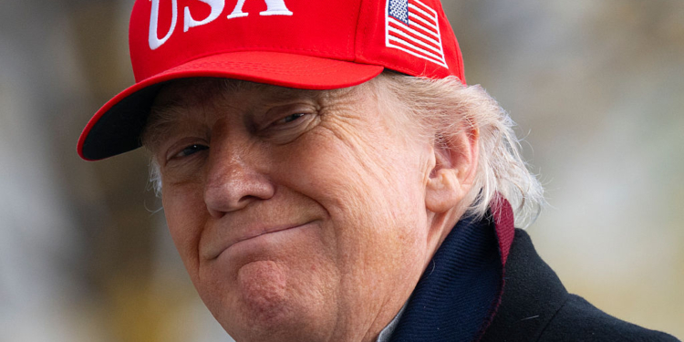 Trump Looks to Take Over DC Golf Courses 