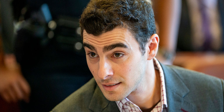 Luigi Mangione Pushes to Suppress Gun, Journals in UnitedHealthcare CEO Killing