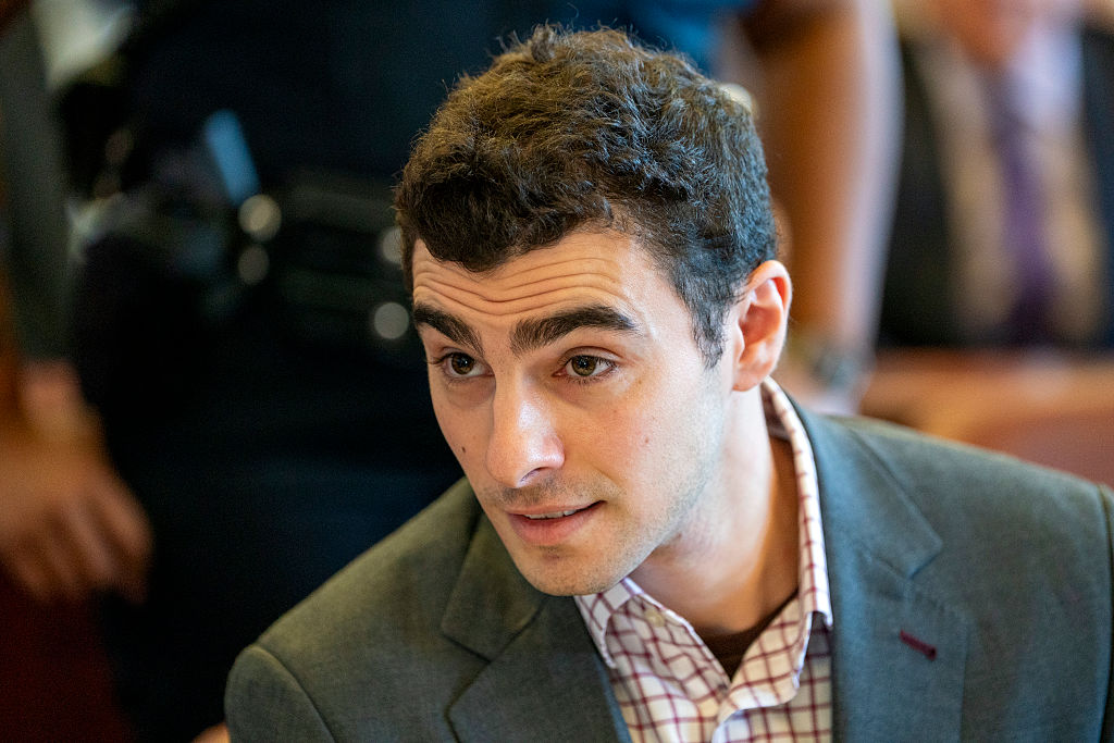 Luigi Mangione Pushes to Suppress Gun, Journals in UnitedHealthcare CEO Killing