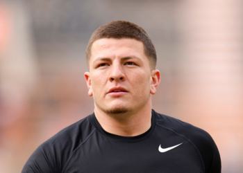 Vanderbilt Star Urges Trump to Step in as Playoff Debate Explodes