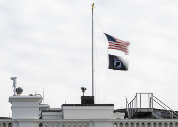 Trump Orders Flags at Half-Staff for Fallen National Guard Member 