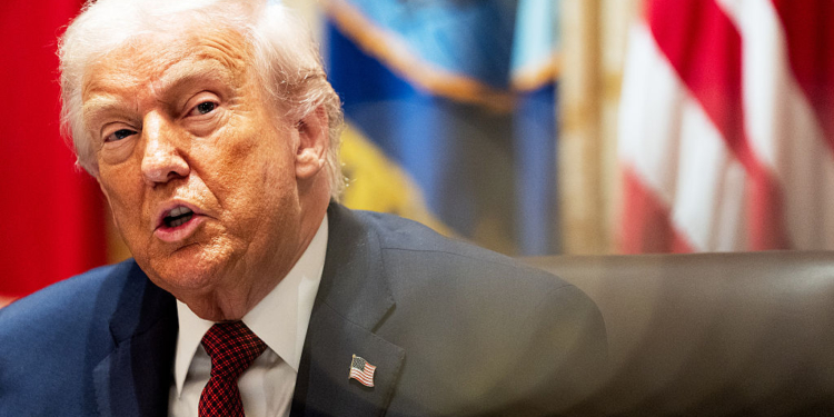 Trump Willing to Meet With Pope Despite Criticism