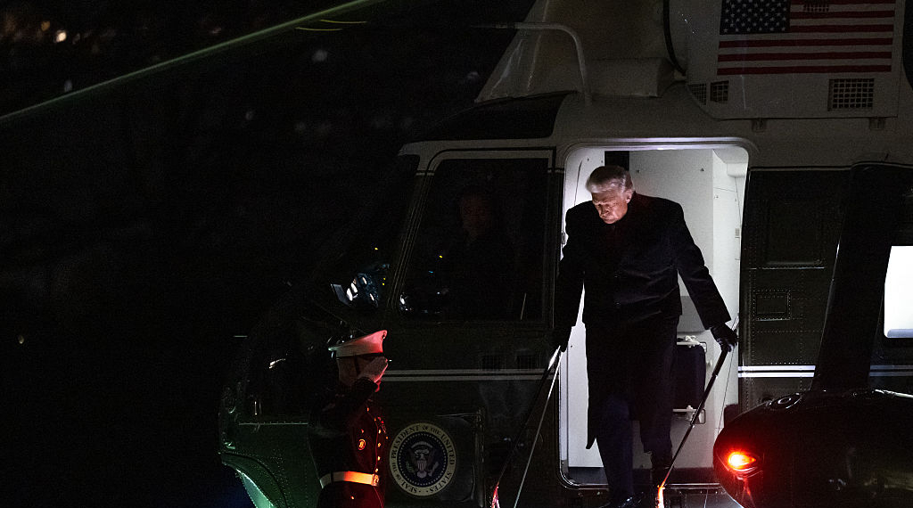 US Jets Make Closest Approach Yet to Venezuela in Brief Gulf Flight