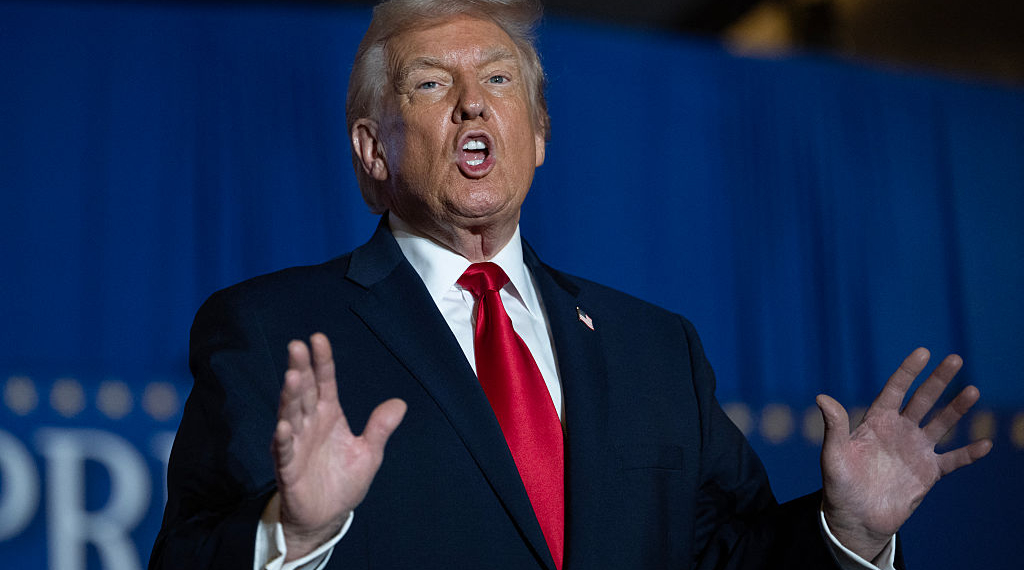 Trump Boasts Good Economy, Immagration Policies at PA Rally