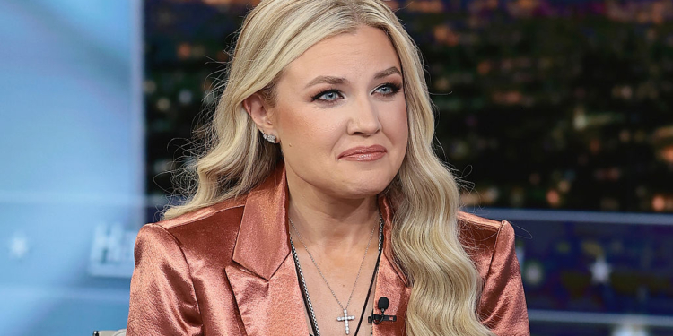 Private Talks Between Candace Owens and Erika Kirk Signal Truce After Public Rift