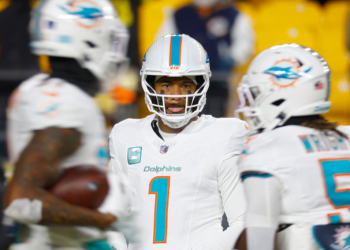 Miami Dolphins Bench Tua Tagovailoa, Rookie Quinn Ewers to Take Over QB Spot