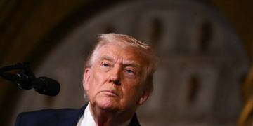 Trump Slams DOJ Over Epstein Photo Release