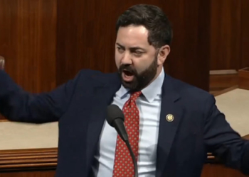 ‘Absolute Bulls–t’: GOP Moderate Nukes Party Leaders As Obamacare Cliff Nears