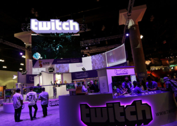 California High School Hosted Adult Livestream With Drag Queens, Foot-Licking And A Mock Crucifixion