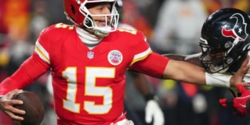 Fans React To Kansas City Chief Decision To Leave Stadium