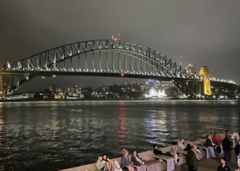 Police Blanket Sydney For New Year’s Eve After Bondi Beach Terror Response Draws Scrutiny