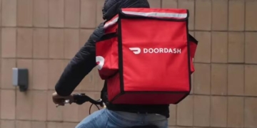 Video Has Police Investigating Delivery Driver Over Some Serious Allegations