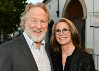 Feds Join Manhunt for Actor Timothy Busfield After Child Sex Crime Warrant Issued