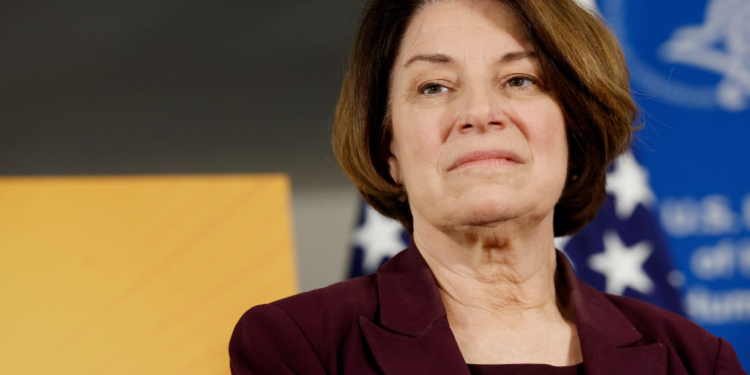 Klobuchar Announces Bid For Minnesota Governor 