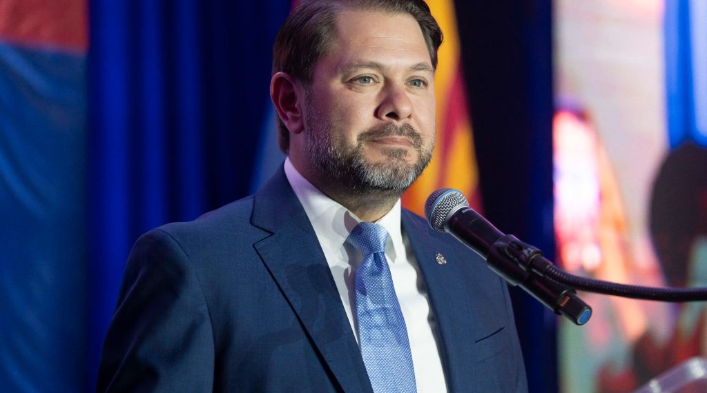 Arizona Senator on Trump: ‘He is a Madman; He is Insane’