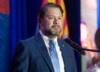 Arizona Senator on Trump: ‘He is a Madman; He is Insane’