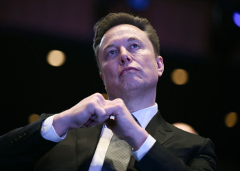Elon Musk Vows to Back Republicans as 2026 Midterms Loom