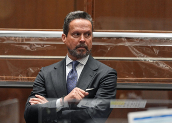 Experts Say Money Likely Drove Alan Jackson’s Exit From Nick Reiner Murder Case