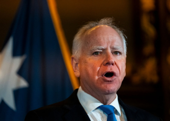 Holocaust Memorial Museum Lambasts Walz for Anne Frank Comparison 