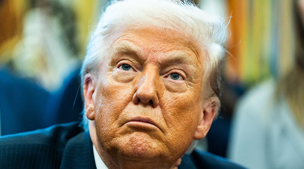 Trump Threatens Insurrection Act Over Minnesota Protests