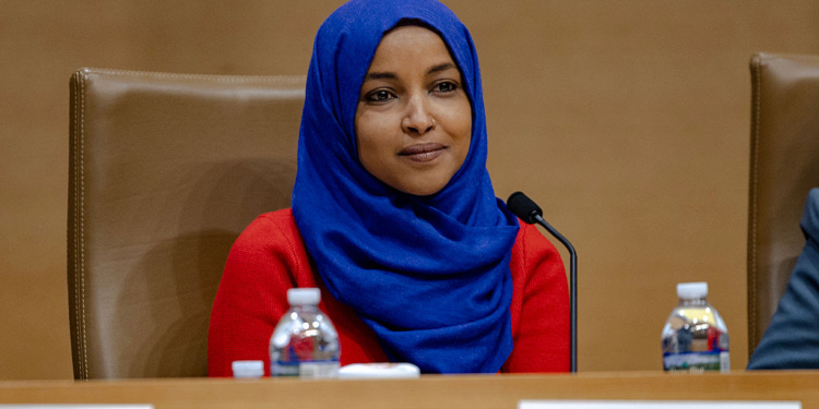 Trump Demands Rep. Ilhan Omar Be Jailed or Sent to Somalia Over Alleged Minnesota Fraud