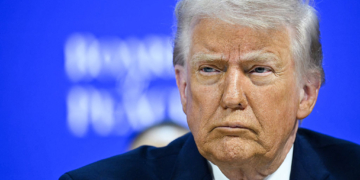 Trump Blames Dems, Sanctuary City Policies for Good, Pretti Deaths