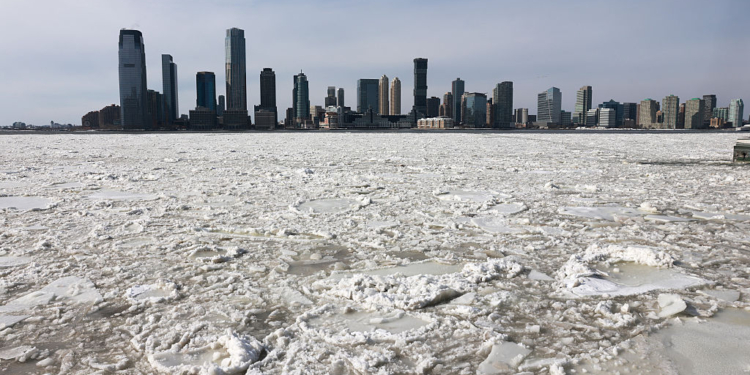 At Least 10 Found Dead Outdoors as Brutal Cold Tightens Grip on New York City