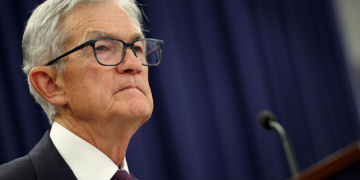 Trump Tees Up Fed Chair Pick After Fresh Powell Broadside