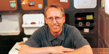 ‘Dilbert’ Creator Scott Adams Dies at 68 After Cancer Battle