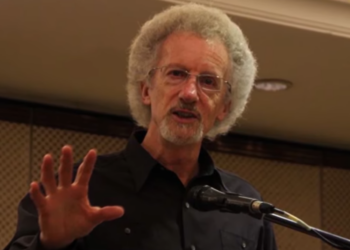 Christian Author Philip Yancey Admits Eight-Year Affair, Steps Away From Ministry