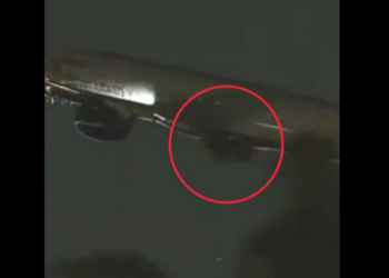 Watch: Wheel Drops Off British Airways Jet After Vegas Takeoff