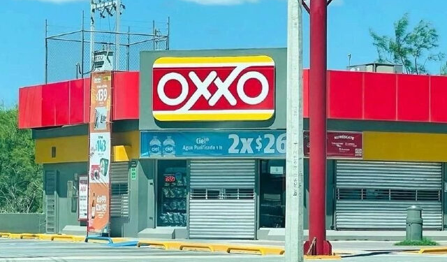 Cartel Threats in Mexican Border City Force Convenience Store Chain Closures