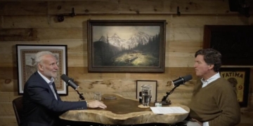 Financial Guru, Tucker Carlson Discuss What Really Is Causing Americans To Be Shackled By High Prices