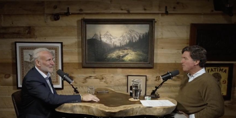 Financial Guru, Tucker Carlson Discuss What Really Is Causing Americans To Be Shackled By High Prices