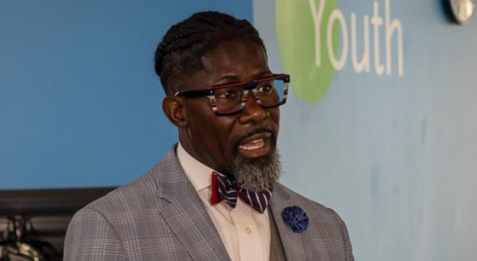 Former Iowa School Superintendent Reportedly Signs Plead Agreement After Arrest By ICE