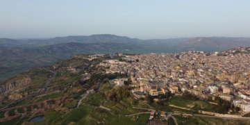 Massive Landslide Rips Through Small Town, Forces Mass Evacuation
