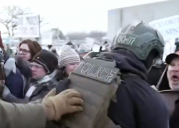 Minneapolis Schools Shut Down As Unrest Rises After ICE Shooting