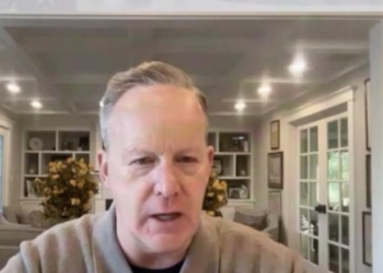 Sean Spicer Says Kristi Noem Can’t Come Back From Her Response To Border Patrol Killing