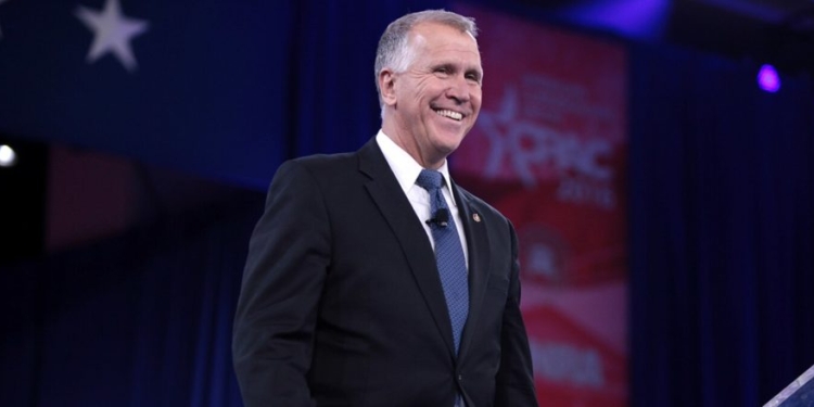 Sen. Thom Tillis Vows To Block All Fed Nominees After DOJ Probe Into Jerome Powell