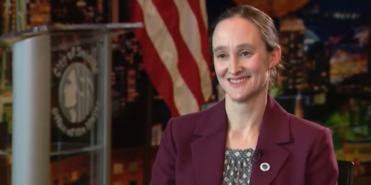 Socialist Blue City Mayor, Police Guild Butt Heads Over Whether Arresting Drug Users Is A Good Thing