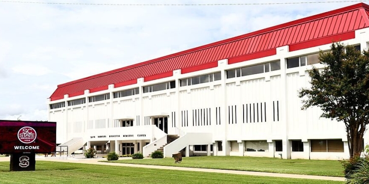 2 Dead After University Shooting Plunges School Into Lockdown