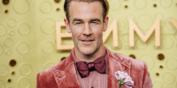 ‘Dawson’s Creek’ Actor James Van Der Beek Dies at 48