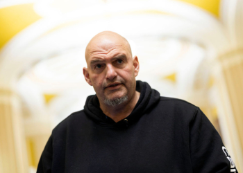 Fetterman Predicts DHS Shutdown as Party Feud Deepens