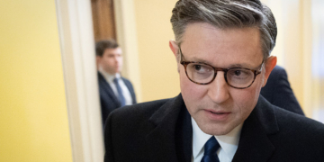 House Ends Shutdown With Narrow Vote, DHS Fight Looms