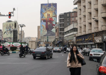 General Warns Military Window on Iran Is Closing