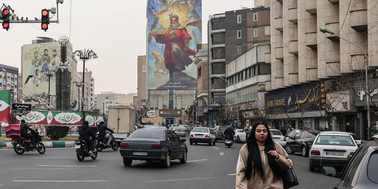 General Warns Military Window on Iran Is Closing