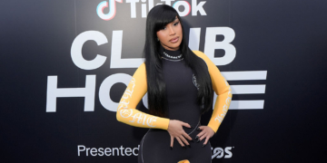 Cardi B Taunts ICE Onstage, Homeland Security Fires Back Online